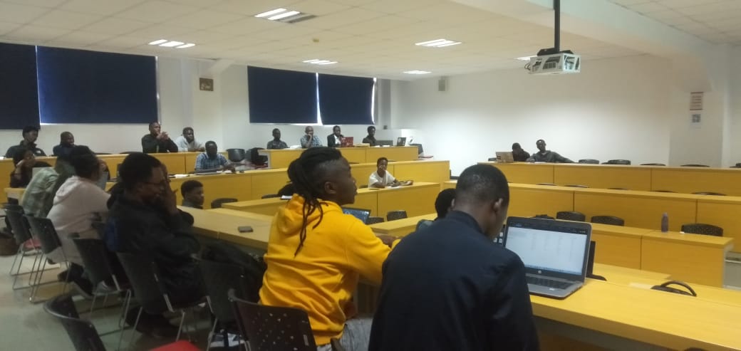 RodgersNdocha's tweet photo. Unlocking Data insights for fair machine learning at 
@StrathU  #googleiostudedition23 #googleio #gdsckenya #googledeveloperstudentclubs. https://t.co/0FgfJFkeNW