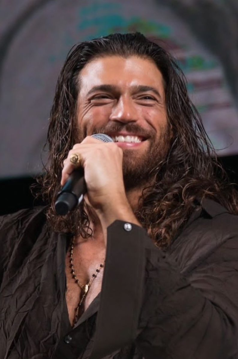 Günaydın Reinas 😘

SONRIE 
que yo me lleno el alma de
lo mucho que me gusta 💕

I ❤️ CANYAMAN
#CanYaman  ♥️𝓜𝓪𝓷𝓲𝓪