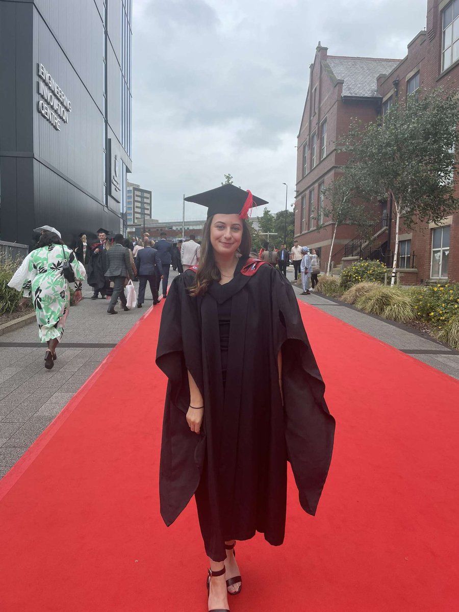 ChloePhasey's tweet photo. PGDip Associate Psychological Practitioner 👩🏻‍🎓 ✅ 

A wonderful day celebrating yesterday! Thank you @UCLan @UCLanPsychology https://t.co/YQ8dak88KX