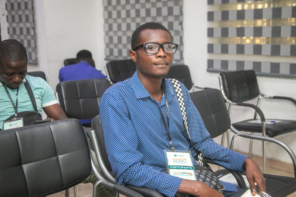 daniel_oriloye's tweet photo. Moti Scale up π₯πͺ @PoojaMedia
#poojamediamasterclass
PcπΈ @adelasejamiu β€οΈ https://t.co/cikKM3Gcxh