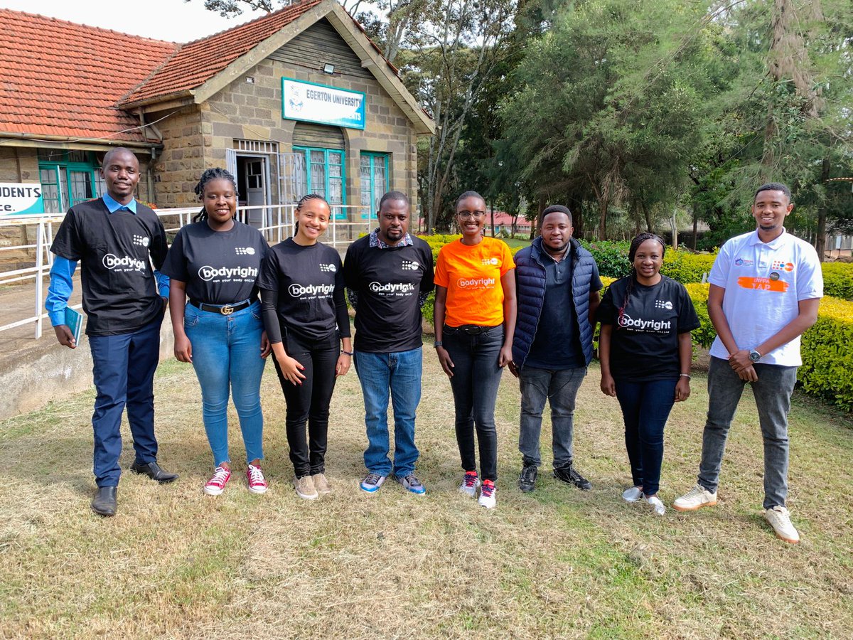 PanelUnfpa's tweet photo. Online violence is real and it stems from offline violence.
We are in Egerton University engaging students on the #BodyRightKe campaign aimed at raising awareness on online GBV ,its forms,impact,regulatory policies, reporting mechanisms & how #Youth can end it.
#UNFPAYAPKe https://t.co/vgWmcRv9lX