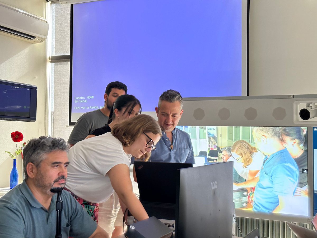 BilinguaLab_UGR tweet media