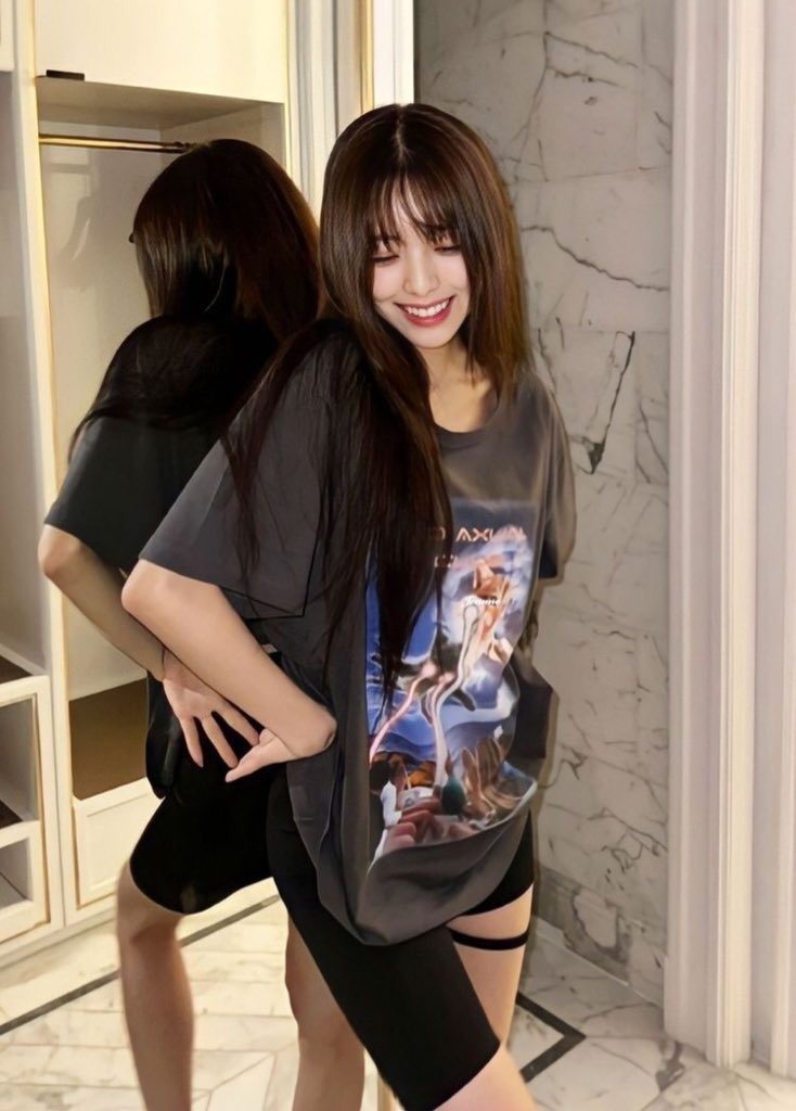 hi •̀⩊•́