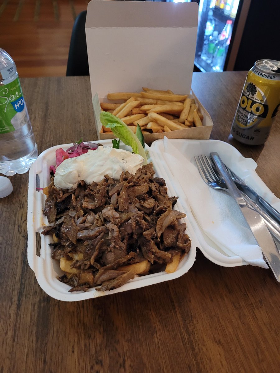 halal_review's tweet photo. Meat salad pack Port Fairy Kebab. #Halal #HalalMelbourne https://t.co/79MFxRDFom
