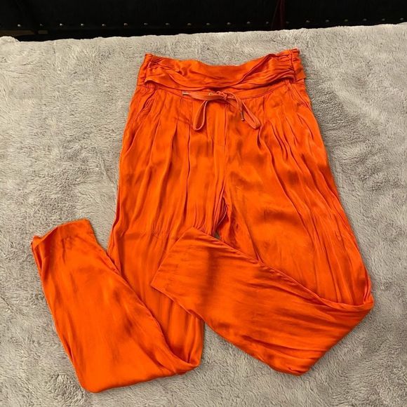 Impossible Traveler tweet media