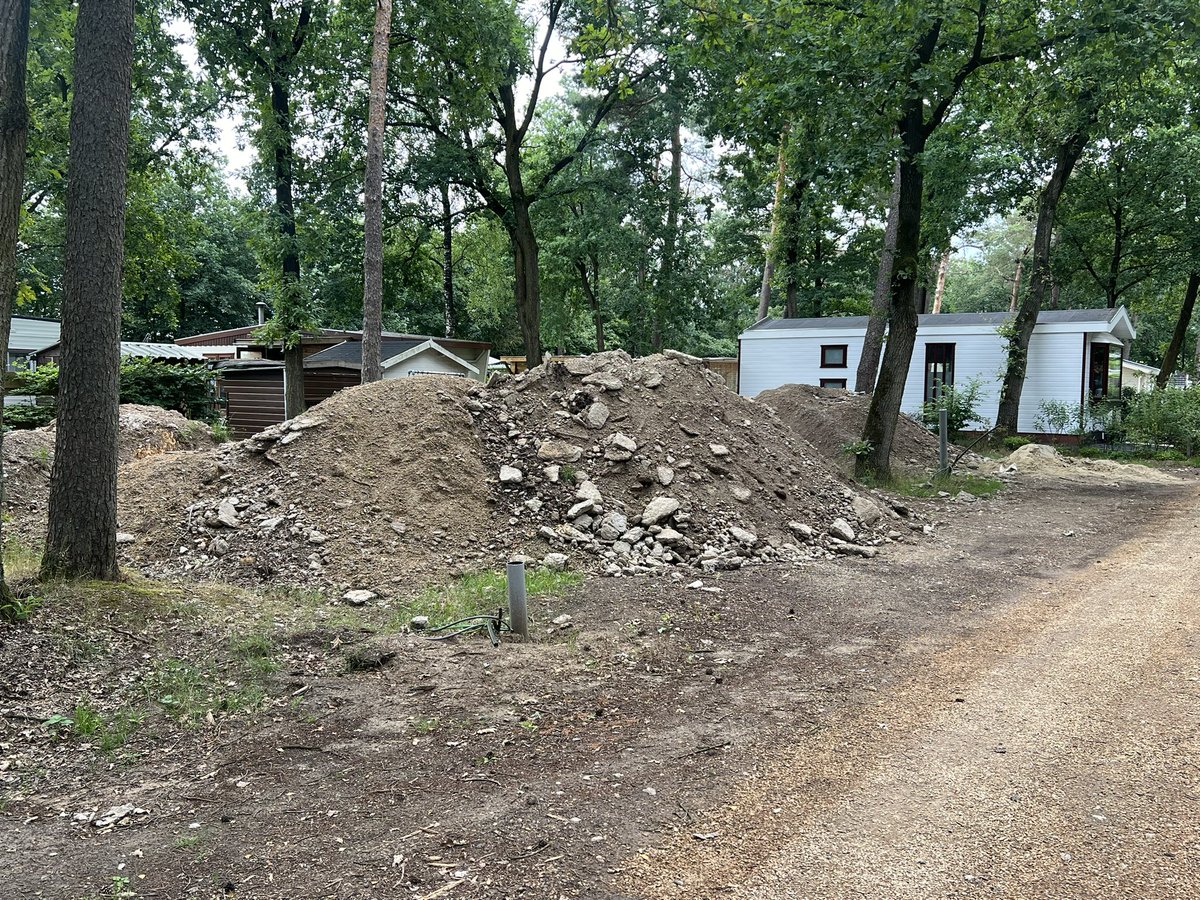 claud___'s tweet image. Jammer dit uitzicht @DroomParken_nws @DPdeZanding. 😢 #bouwafval #repac