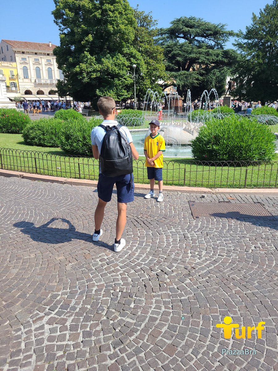 johema0609's tweet photo. #PiazzaBrà #turfgame https://t.co/ZApwg8KevL