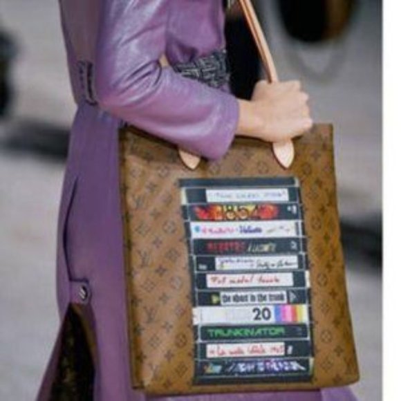 rock4best's tweet photo. So good I had to share! Check out all the items I'm loving on @Poshmarkapp from @Karla27901885 #poshmark #fashion #style #shopmycloset #louisvuitton #urbanoutfitters: https://t.co/OyUeYrpLAz https://t.co/OyntEU0SNX