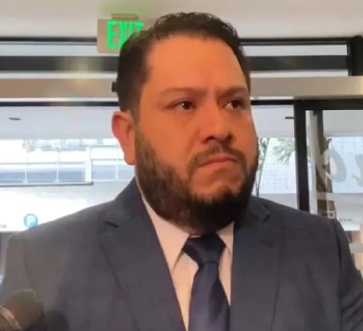 net_gua's tweet photo. Ramiro José Muñoz Jordan director del Registro de Ciudadanos es nada más y nada menos que sobrino de Jordan Rodas y se evidencia su sesgo izquierdoso al apelar la resolución del honorable juez Fredy Orellana quien ordenó suspender la personalidad jurídica de @msemillagt ‼️ https://t.co/mFsp1OZK7H