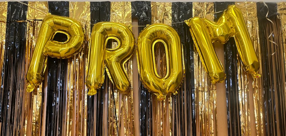 StAnnes_CofE's tweet photo. The Year 6 children enjoyed their Prom this week. There was cake, balloons and lots of dancing! #stannespersonaldevelopment https://t.co/KFMW1nrPua