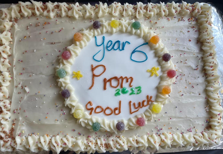 StAnnes_CofE's tweet photo. The Year 6 children enjoyed their Prom this week. There was cake, balloons and lots of dancing! #stannespersonaldevelopment https://t.co/KFMW1nrPua