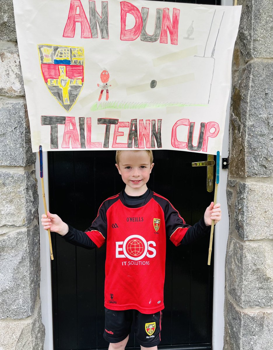 Danny en route to @CrokePark donning the red and black (for the day) to support his @MayobridgeGAC club members in the #TailteannCup final #Fanwall @officialgaa