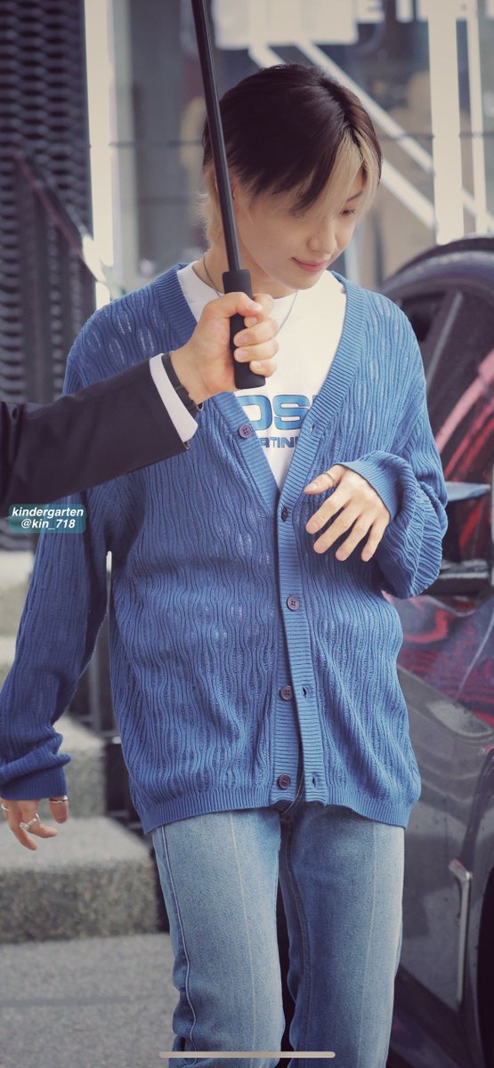 kin_718's tweet photo. 2023.07.15
ONEDAY CAFE EVENT 
출근하는 갓탬✨퇴근하는 태민이🩵

#태민 #TAEMIN #テミン https://t.co/3VzMRGfmft