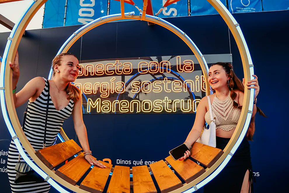 Melómanos y conciencia ambiental se dan la mano en el paraíso de los festivales
Centenares de miles de personas asisten cada año a más de 900 eventos de música, que se orientan a reducir la huella de carbono. 
#Musica para concienciar #Sostenibilidad
expansion.com/uestudio/2023/…