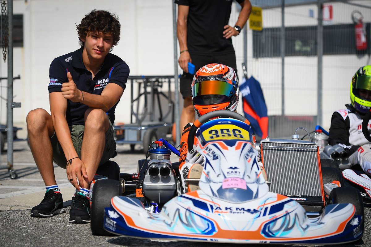 Disputate al Kartodromo Val Vibrata le qualifiche nelle categorie MINI, KZ2, OK-N e OK-N Junior ⏱ All’esordio in OK-N Junior il team AKM di Marco e Andrea Kimi Antonelli 💪 Oggi le manches, domani le finali in diretta TV 📺

➡️ acisport.it/it/CIK/notizie…

#CIK #ACIKarting #ACISport