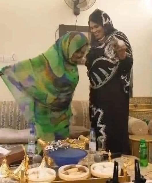 Bashair_abdalla's tweet photo. الخبت الضرب الحرب بيوت تتخرب ليه يعني كان في شنو ؟؟؟؟؟! 
المستفيد فيها منوووو؟؟؟؟!!!! https://t.co/a5S9GsaXUQ