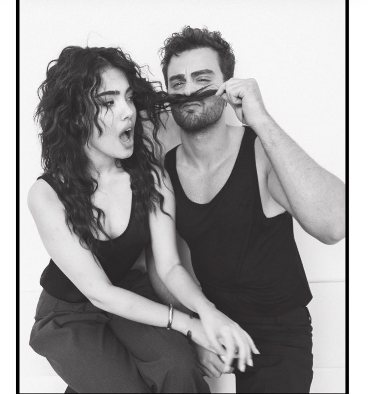 Svingerlarsiz Chiroyli aktrisa bilan jinsiy aloqa