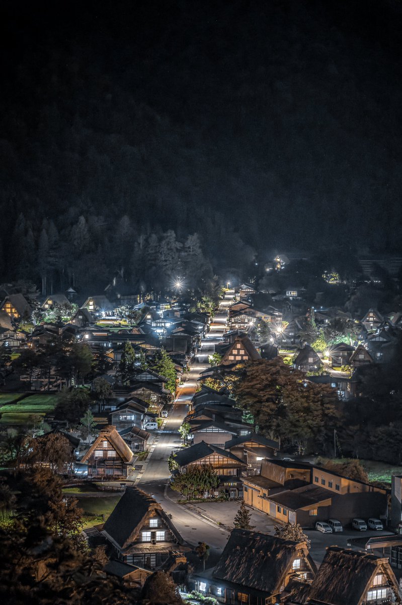 mpmb7's tweet photo. 美しき夏の白川郷の和の夜景 https://t.co/637In3GPos