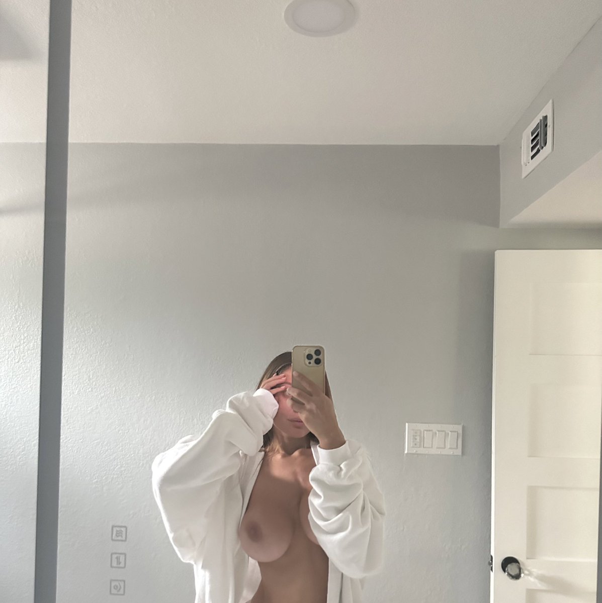 Angyal Kitty tweet media