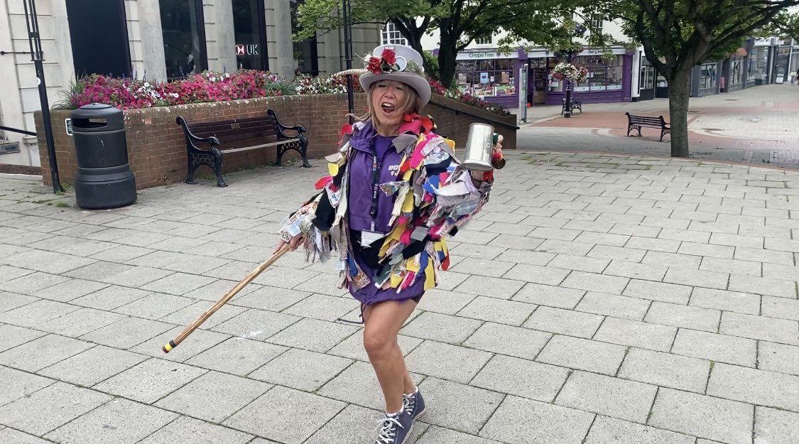 A fabulous day of colour, live music, bells, sticks and hankies throughout Worthing today starting at the Guildbourne Centre at 10.30 with Sompting Village Morris, the Border Morris and various other sides from the entire area! With @Calltowncryer to start the proceedings and of