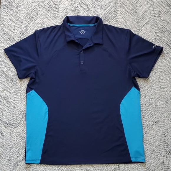 BlackCrowFinds's tweet photo. So good I had to share! Check out all the items I'm loving on @Poshmarkapp from @LostSilhouette2 #poshmark #fashion #style #shopmycloset #fila: https://t.co/oykP1Ui0zL https://t.co/WBOB2XN0FD
