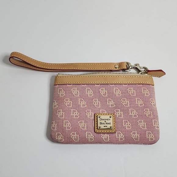 So good I had to share! Check out all the items I'm loving on <a href="/Poshmarkapp/">Poshmark</a> #poshmark #fashion #style #shopmycloset #ingear #pinkvictoriassecret #dooneybourke: posh.mk/tA9kiQRRiBb