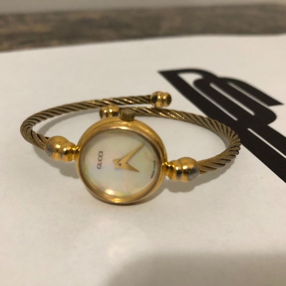 Deborah12061967's tweet photo. So good I had to share! Check out all the items I'm loving on @Poshmarkapp from @PopularClubCA #poshmark #fashion #style #shopmycloset #gucci #jacknicklaus #naot: https://t.co/tBTSwEJXOs https://t.co/vZcef55k4W
