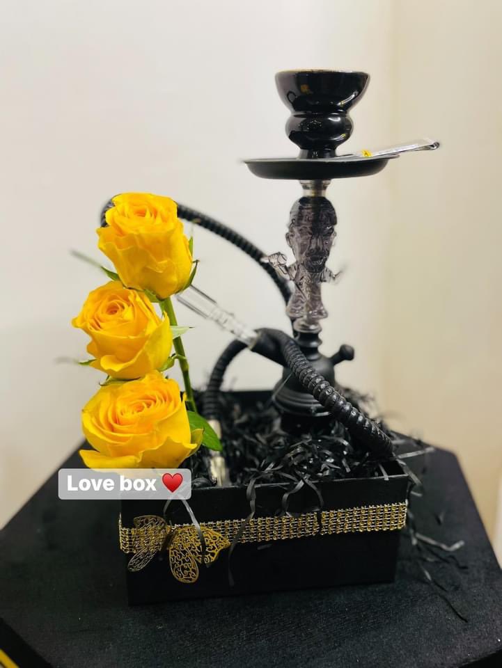 LoveBoxSd's tweet photo. يا بدايات المحبة.. و يا نهايات الوله ♥️
الحسن سبحان ربه .. ظالم و ما اعدله ♥️

حبينا نبدا ليكم اليوم ب الهدايا الرجالية عشان ما يفكرو انو نحن ناسينهم ♥️

متوفره في فرع #السعودية #الامارات #قطر #مصر 

نوصل مشاعركم لي اي مكان ♥️ https://t.co/CSfi7MJFbF