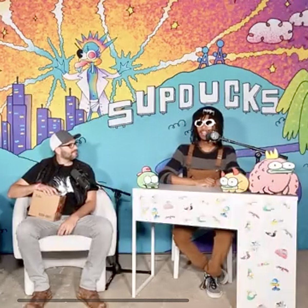 Sup Sauce! Remember that time I was interviewed by <a href="/TylerGary/">Sofa King</a> and <a href="/supducks/">SupDucks</a>? Sorry Sean from the Goonz… it was so loud in there I thought Tyler said Scott 🤣 #sup #NFTNYC 

youtu.be/iboKmY6C7qE