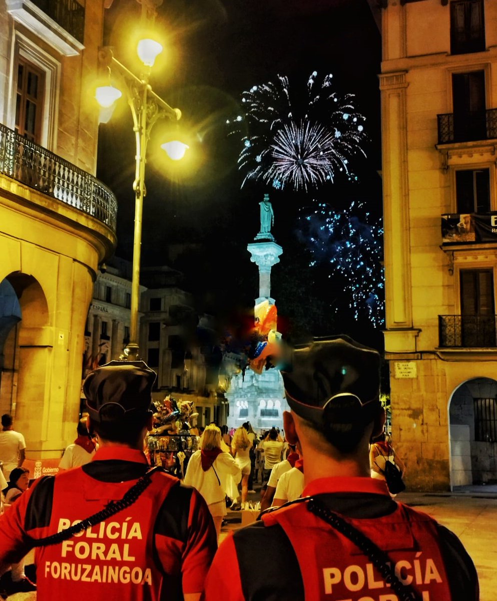 policiaforal_na's tweet photo. Nuestro agradecimiento a quienes habéis participado en el dispositivo de los #Sanfermines2023 !Ya falta menos para SF24!
#SeguridadCiudadana
#SeguridadVial
#InvestigaciónCriminal
#ASIPA
#CMC
#ODAC
#ESEN https://t.co/HCSiokFOZG