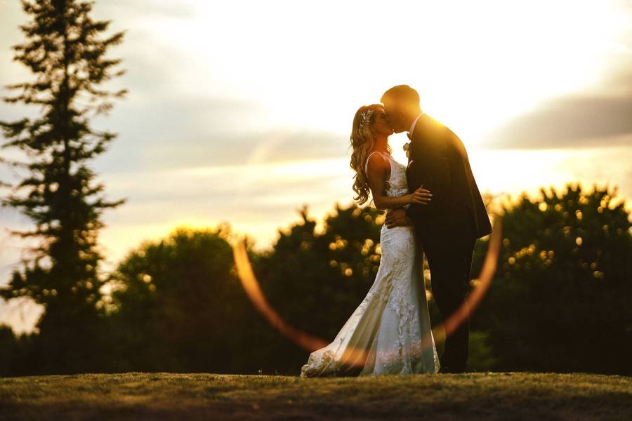Wedding Venue Offers tweet media