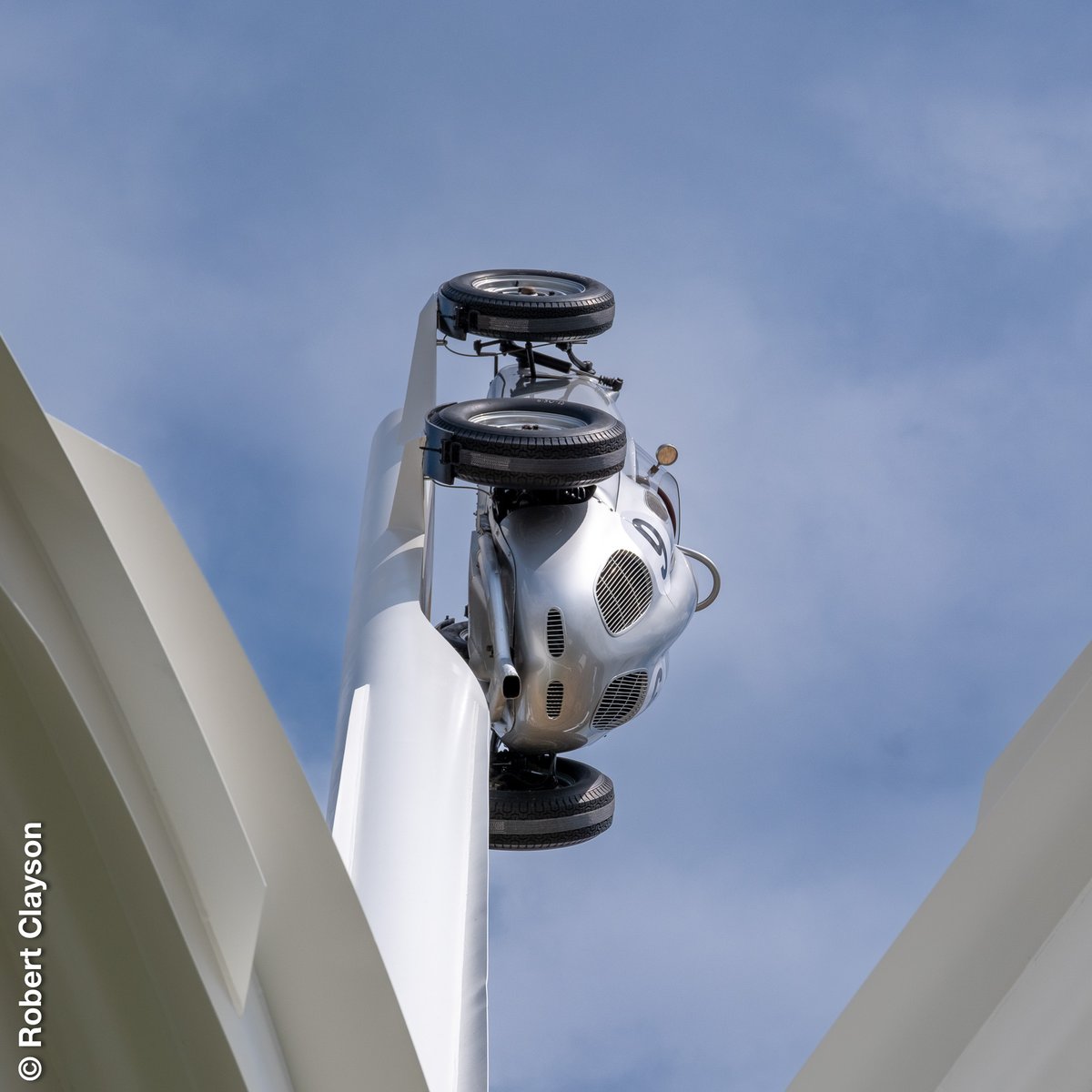 Robert Clayson tweet media