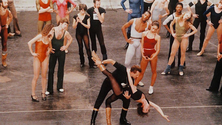 <바비>에 영향을 준 영화 리스트 (언급 순서) 오즈의 마법사 쉘부르의 우산 로슈포르의 숙녀들 모델 샵 파리의 아메리카인 사랑은 비를 타고 분홍신...