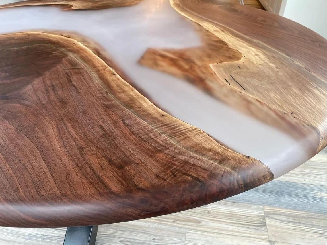 White Epoxy Resin Table In Round Shape For Living Room Decor Interior

#epoxytable #epoxy #epoxyresin #epoxyart #resinart #woodworking #rivertable #wood #resin #resintable #epoxyresinart #handmade #epoxywood #resinartist #resinartwork #interiordesign #resincraft #liveedge