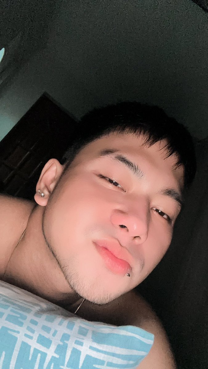 Mateooodog's tweet photo. May Lagnat yan 🤣🤒 https://t.co/XQn2GXCCMI