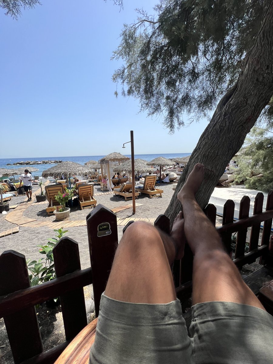 luisjose_iv's tweet photo. Manejando la tranquilidad #santorini https://t.co/KWABxyx4sI