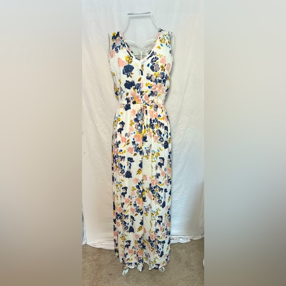 TarasFashions's tweet photo. So good I had to share! Check out all the items I'm loving on @Poshmarkapp from @savy_lynn24 #poshmark #fashion #style #shopmycloset #secrettreasures #luckybrand: https://t.co/H6raFsCdum https://t.co/KAunWjZrvw