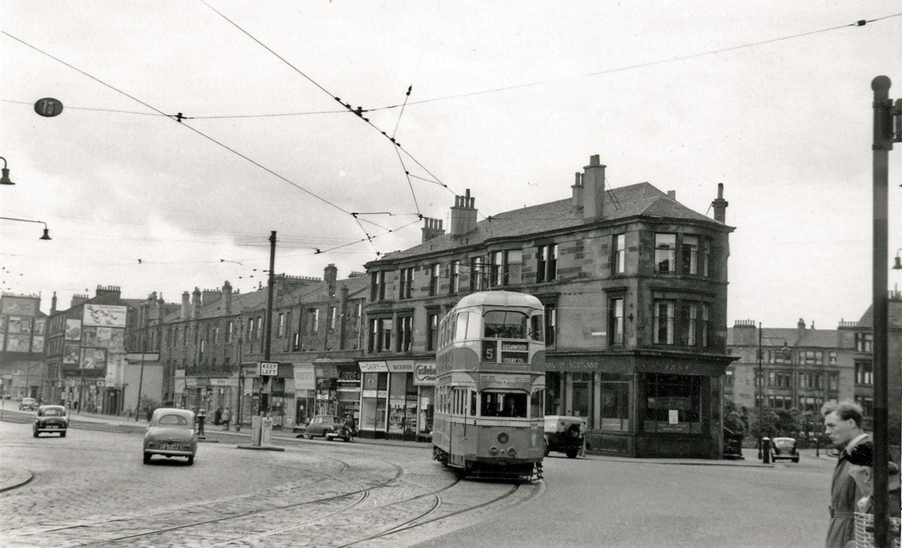 Past Glasgow on Twitter "Glasgow car 1241 on route 5 turns right from