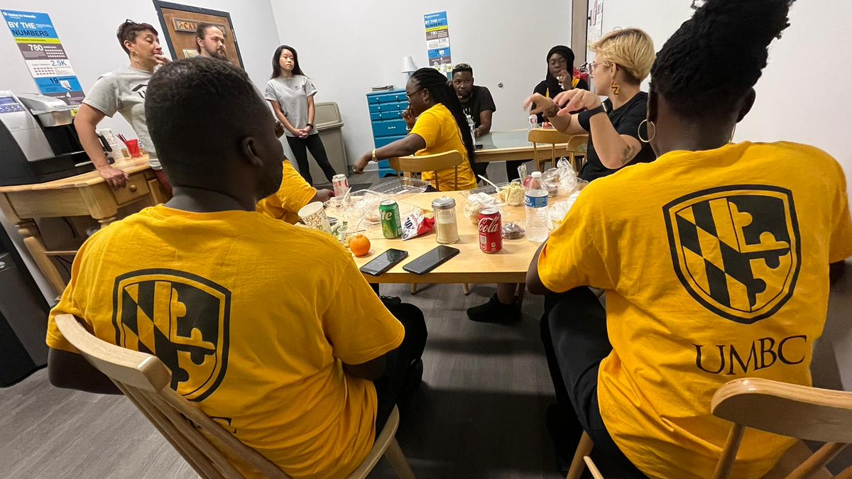 BusikaVictor's tweet photo. I did my first Community Service in #US during my Fellowship, we have been invited to join #HabittaHumanity, in #Baltimore #Maryland #State https://t.co/OGD9ge1Buj