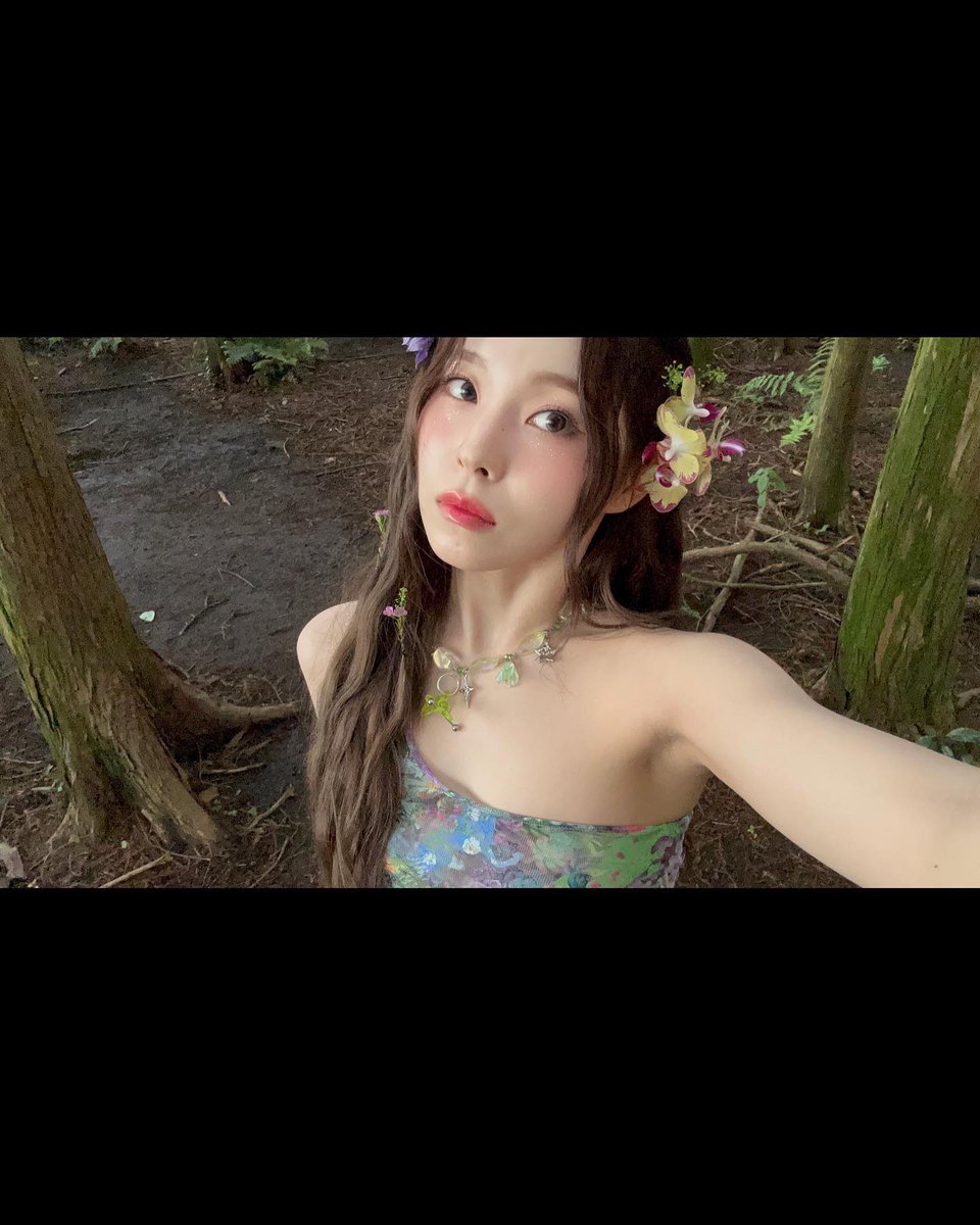 GRE2N_JKJ's tweet photo. 🌳✨💐🪻(1/3)
#NMIXX #엔믹스 #규진 #KYUJIN
#AMidSummerNmixx’sDream
#PartyO’Clock #RollerCoaster https://t.co/vqMyCqrowN