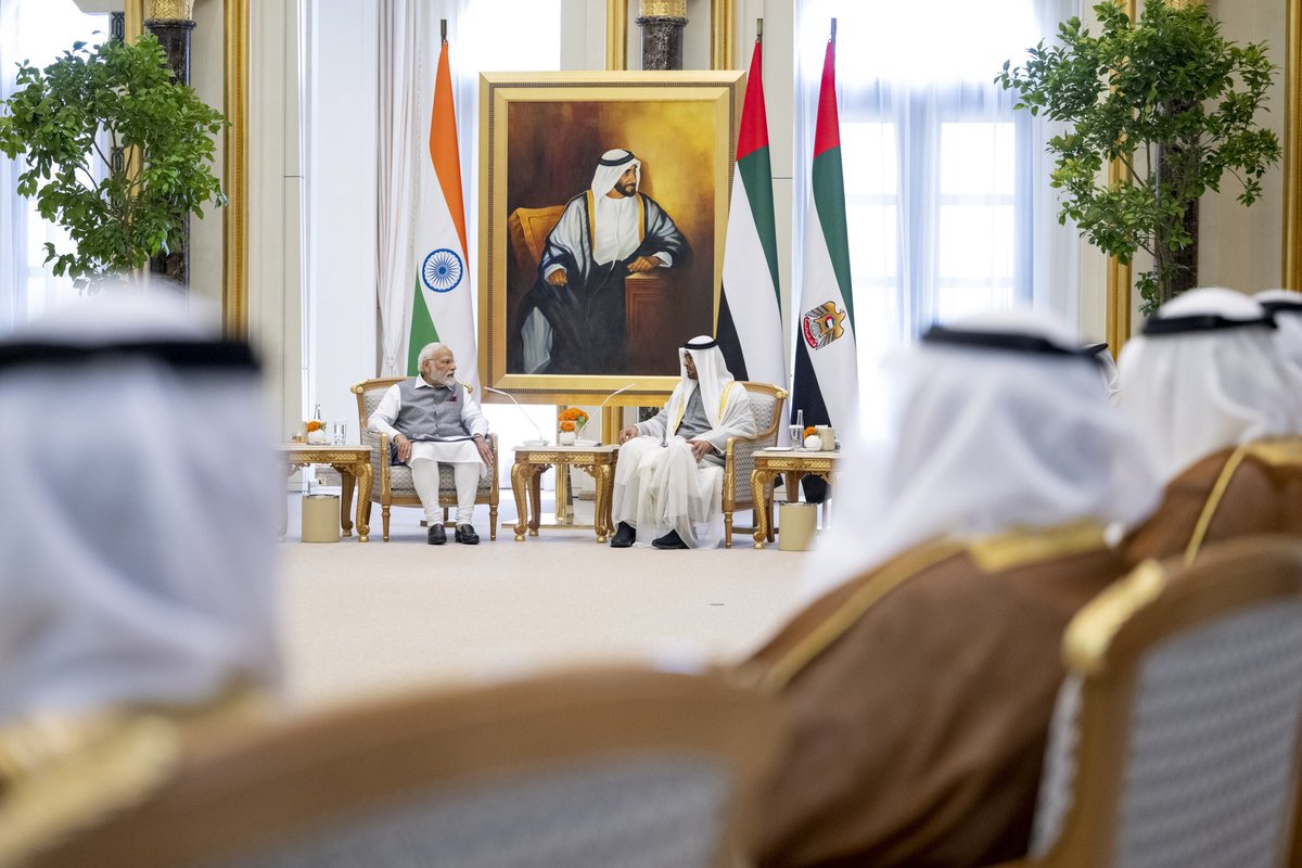 MohamedBinZayed's tweet photo. سعدت بلقاء الصديق ناريندرا مودي في أبوظبي.. بحثنا تعزيز العلاقات التاريخية المتميزة بين الإمارات والهند وسبل تحقيق أهداف الشراكة الإستراتيجية والتنموية الطموحة بينهما لمصلحة شعبيهما، والتعاون لدعم السلام والاستقرار والازدهار في المنطقة والعالم. https://t.co/Jq0erMAuFP