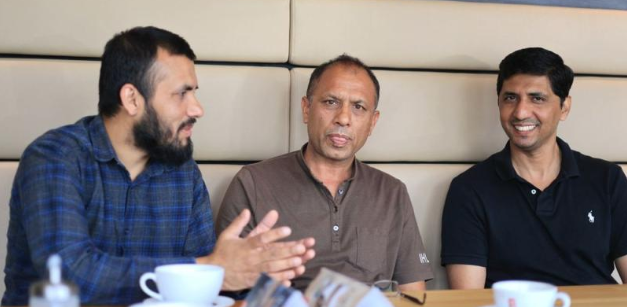 desimediade's tweet photo. Visit to a German Bakery and Interview with its Pakistani owner Rana sahab | interview with Sharique Javaid
https://t.co/WzGW5RXqXS https://t.co/dqp179WtB8