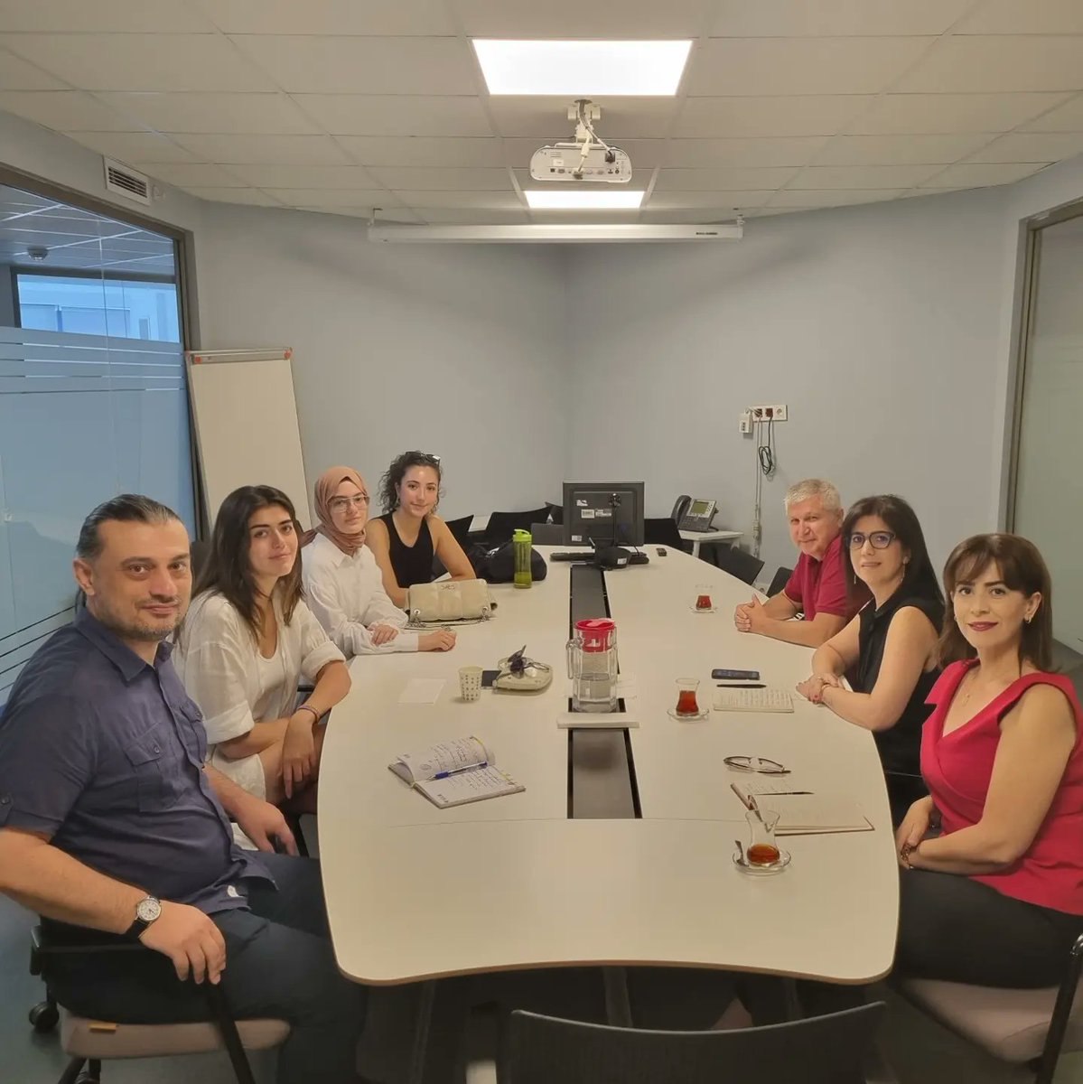 Bahçeşehir Üniversitesi Sağlık Bilimleri Fakültesi ile düzenlenen Güz Dönemi Staj Programi icin öğrencilerimiz ve hocalarimizla bir araya geldik. Ekim de ogrencilerimizi Almanya Köln'e bekliyoruz...
<a href="/bausbf/">baus fals</a> <a href="/bauglobal/">BAU Global</a> @docdr_kerem_alptekin