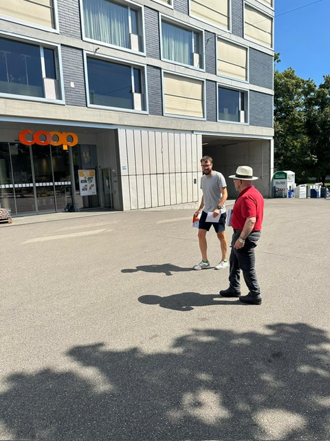 MatthiasEngel09's tweet image. Heute als Teil eines heissen #Procap-Duos in #Zürich für mehr #Inklusion in der ganzen Schweiz unterwegs: Wir sammeln fleissig Unterschriften für @InklusionCH. #CHVote