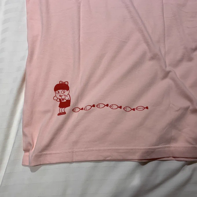 妖怪ガイドブックを買ってスタンプラリーもしたよ。3つ押し忘れた。 あとネコ娘Tシャツがかわいかったので買ってしまった。