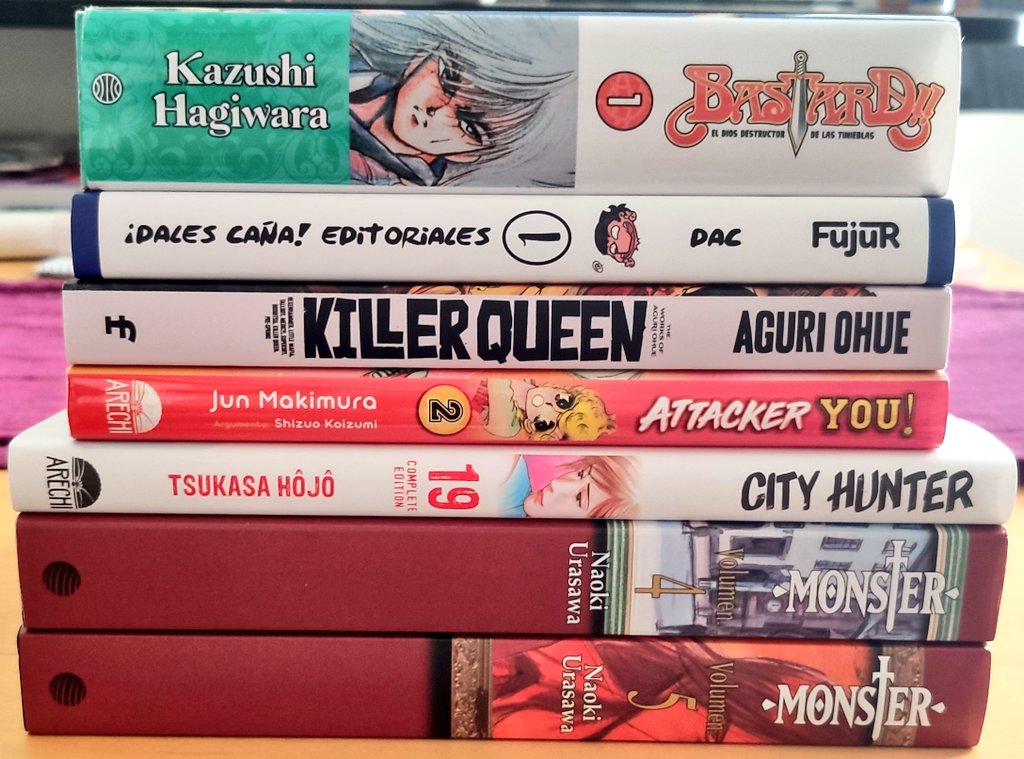 He ido @comicspow a x novedades: @ArechiManga:City Hunter 19 y Attacker you! 2; @Fandogamia:Killer Queen; y @PlanetadComic: Bastard! 3en1 (faltan márgenes en el interior para una lectura más cómoda). Además sigo completando Monster; y compra extra: Dales Caña de @MASINDAC