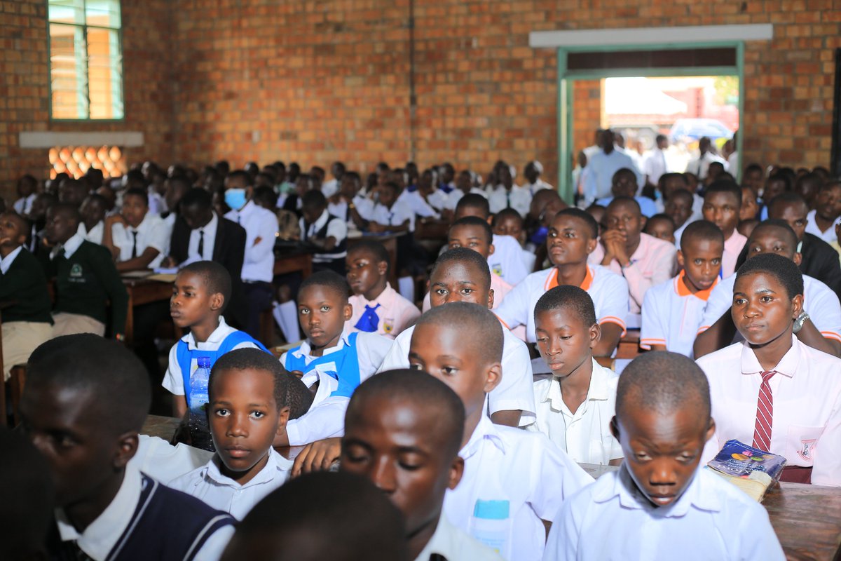 UNSA_Debates's tweet photo. See the bright smiles and attentive minds coming together for this impactful Championship.
Catch up with us on #UNSSDC23 for more proceedings   #EndAIDS2030
@aidscommission @OwnYourFutureUG
@unsaugofficial https://t.co/Z0lTkCyk80