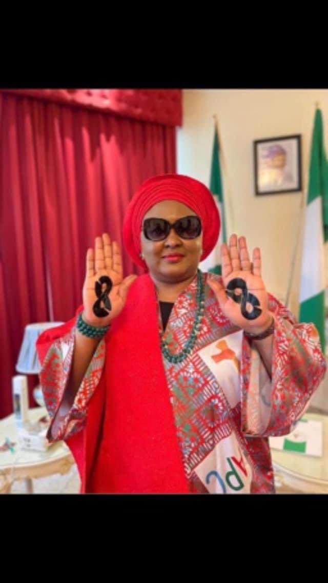 OsosaChris's tweet photo. She was the silent soldier that fought for Tinubu’s triumph in the APC’s Primary and against the Aso Rock sabotage on the general election. She fought in the ‘other room’, in the ‘kitchen’ and she was all over the Gaskiya that held the keys to the Rock Seat! Thank you Aisha! https://t.co/NCLrUQj0vi
