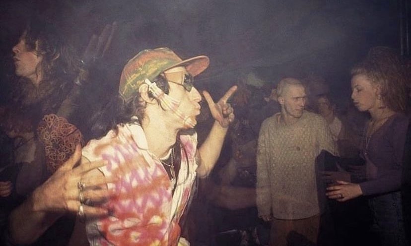 DavisArchive's tweet photo. Day 6 DIY Free Party better include this ...early 90s Wilford Nottingham 1992 #rave #freeparty #diycollective https://t.co/Xjm85NuQry
