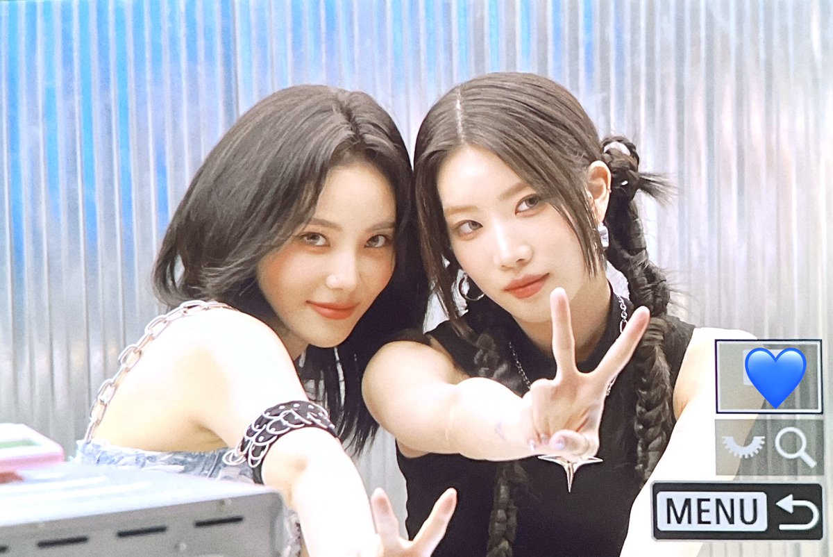 TakeMySouls0613's tweet image. 230715 프리뷰 2💙❤️

#ARTMS #ODDEYECIRCLE 
#VersionUp #JinSoul #진솔
#TakeMySouls